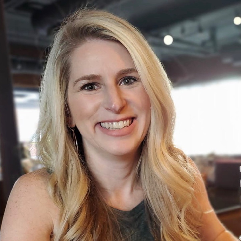 Meet your Posher, Kendra